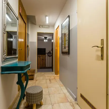 Hostel Npoznam